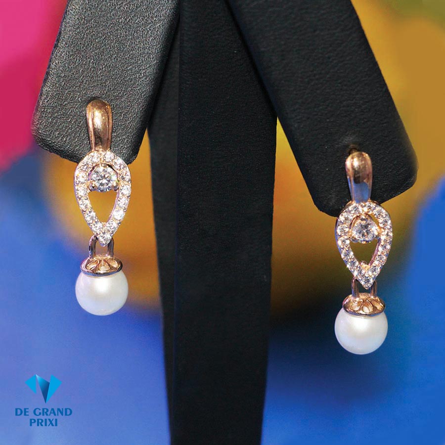 Серьги золотые с жемчугом и фианитами