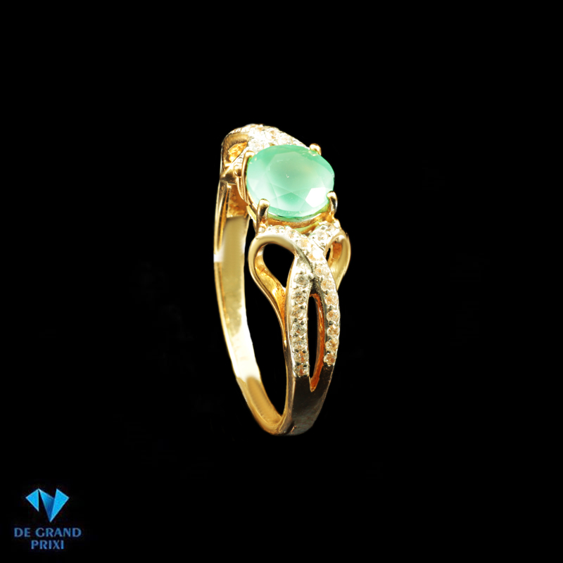 Кольцо золотое с хризопразом