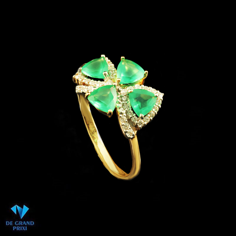 Кольцо золотое с хризопразом